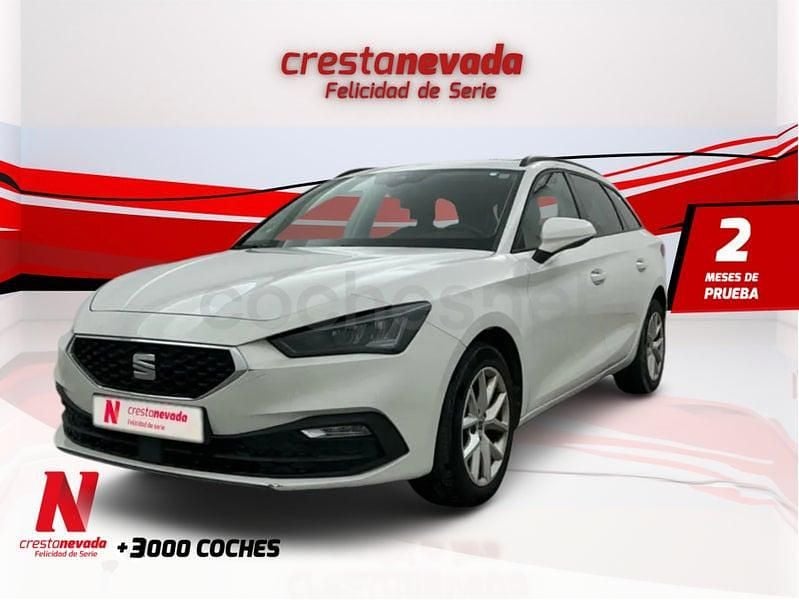 Usado Seat Leon Style 115 CV (84 kW) 2021 Blanco Familiar