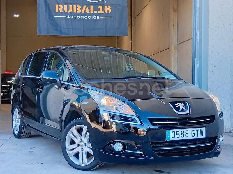 Usado Peugeot 5008 Sport 150 CV (110 kW) 2010 Negro Monovolumen