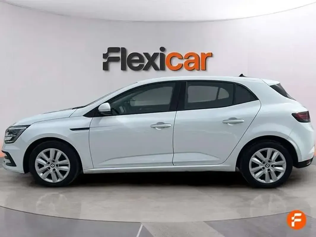 Usado Renault Mégane IV Techno 116 CV (85 kW) 2022 Blanco Utilitario