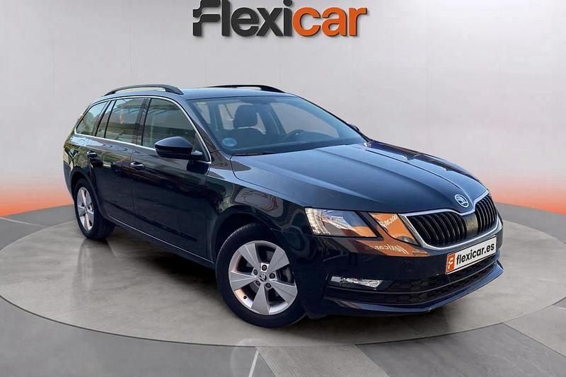 Negro Usado 2020 Skoda Octavia Ambition Familiar | 14.690 € (Super precio) - Imagen 1/4