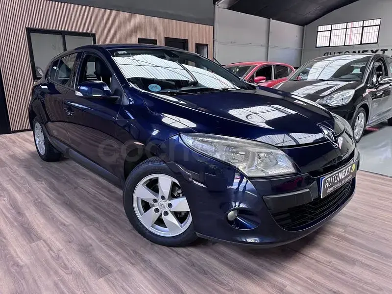 Usado Renault Mégane III Dynamique 110 CV (80 kW) 2008 Azul Berlina