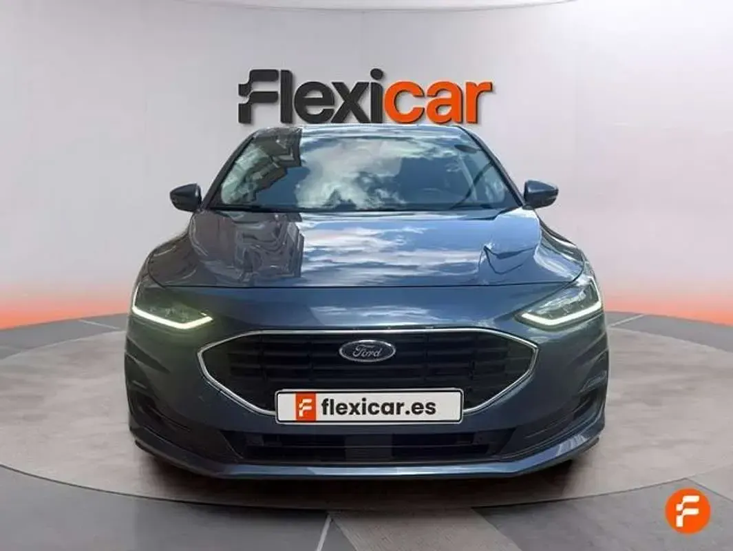 Usado Ford Focus Trend+ 120 CV (88 kW) 2022 Azul Utilitario