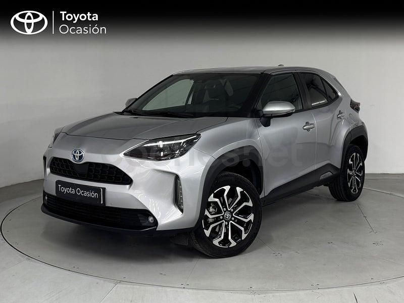 Usado Toyota Yaris Cross Active 116 CV (85 kW) 2022 Gris / plata SUV