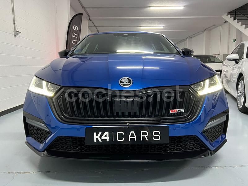 Usado Skoda Octavia RS 245 CV (180 kW) 2021 Azul Familiar