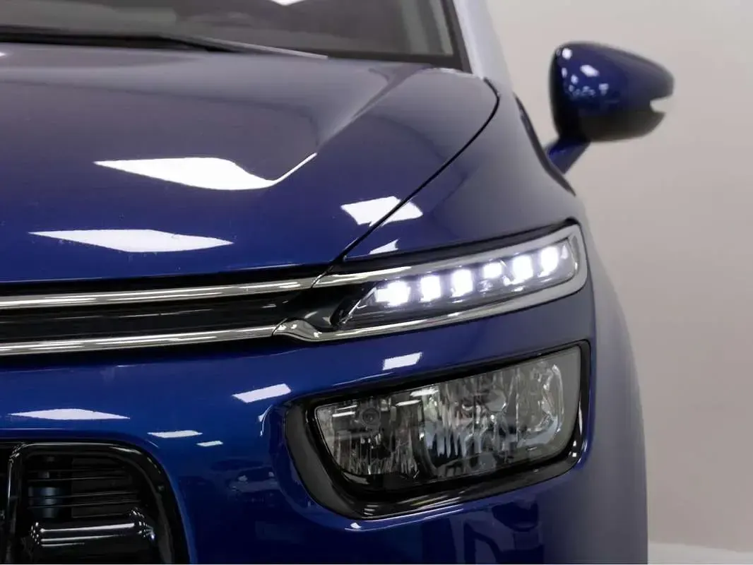 Usado Citroën C4 SpaceTourer PureTech 131 CV (96 kW) 2018 Azul Monovolumen