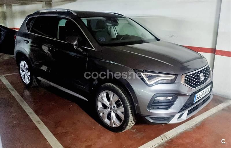 Gris / plata Usado 2023 Seat Ateca Xperience SUV | 24.900 € (Precio justo) - Imagen 1/4