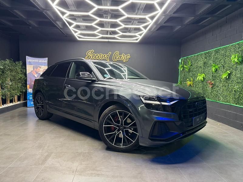 Gris / plata Usado 2023 Audi Q8 S-Line SUV | 79.990 € (Precio justo) - Imagen 1/4