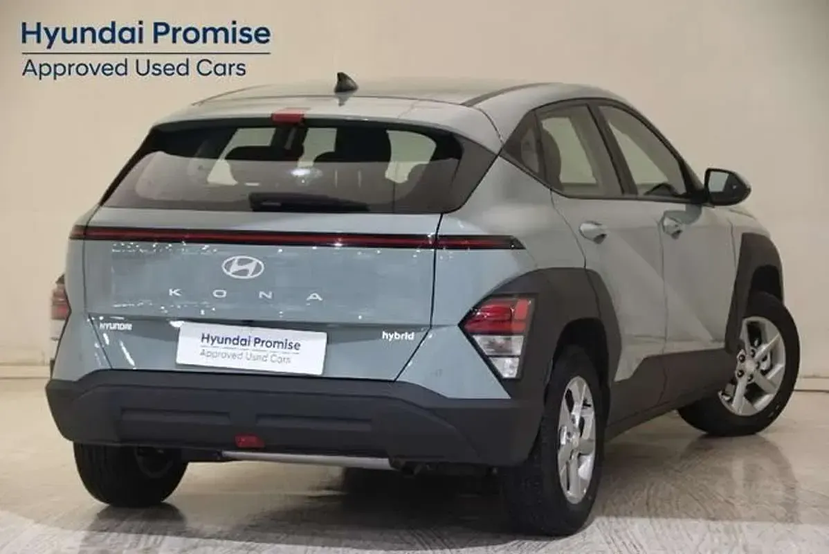 Usado Hyundai Kona 129 CV (94 kW) 2025 Verde SUV