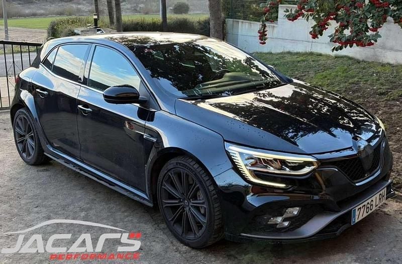 Usado Renault Mégane IV R.S. 300 CV (220 kW) 2021 Negro Utilitario
