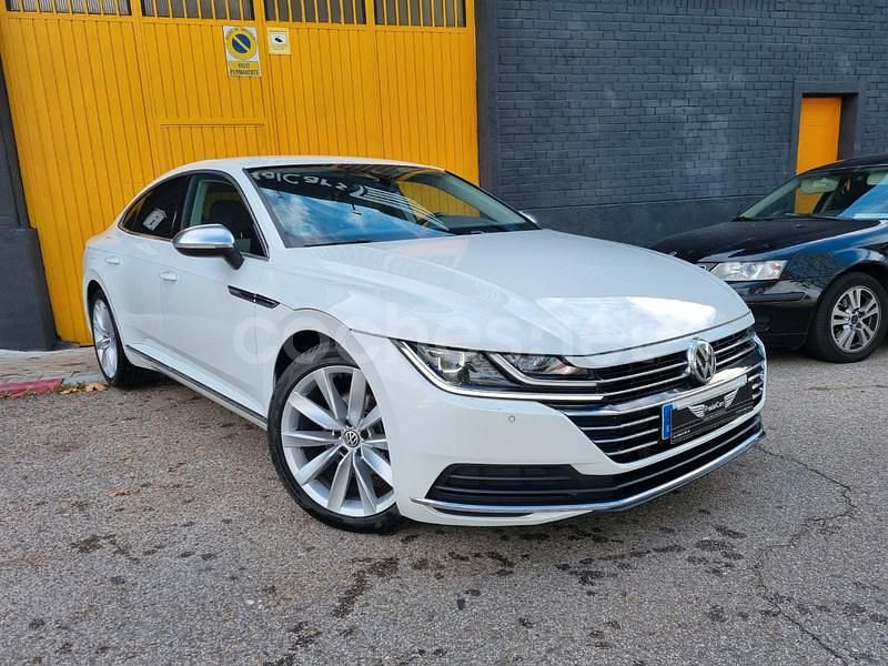 Usado VW Arteon Elegance 150 CV (110 kW) 2019 Blanco Berlina