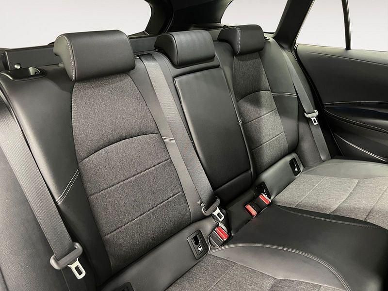 Usado Toyota Corolla Edition 140 CV (102 kW) 2025 Rojo