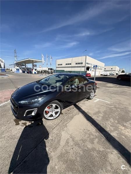 Usado Peugeot 308 CC Allure 156 CV (114 kW) 2011 Beige Descapotable