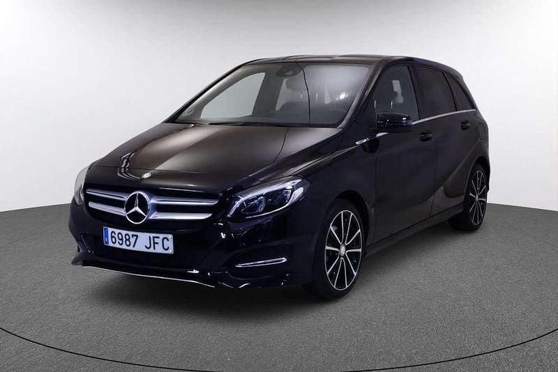 Usado Mercedes B200 AMG 136 CV (100 kW) 2015 Negro Monovolumen