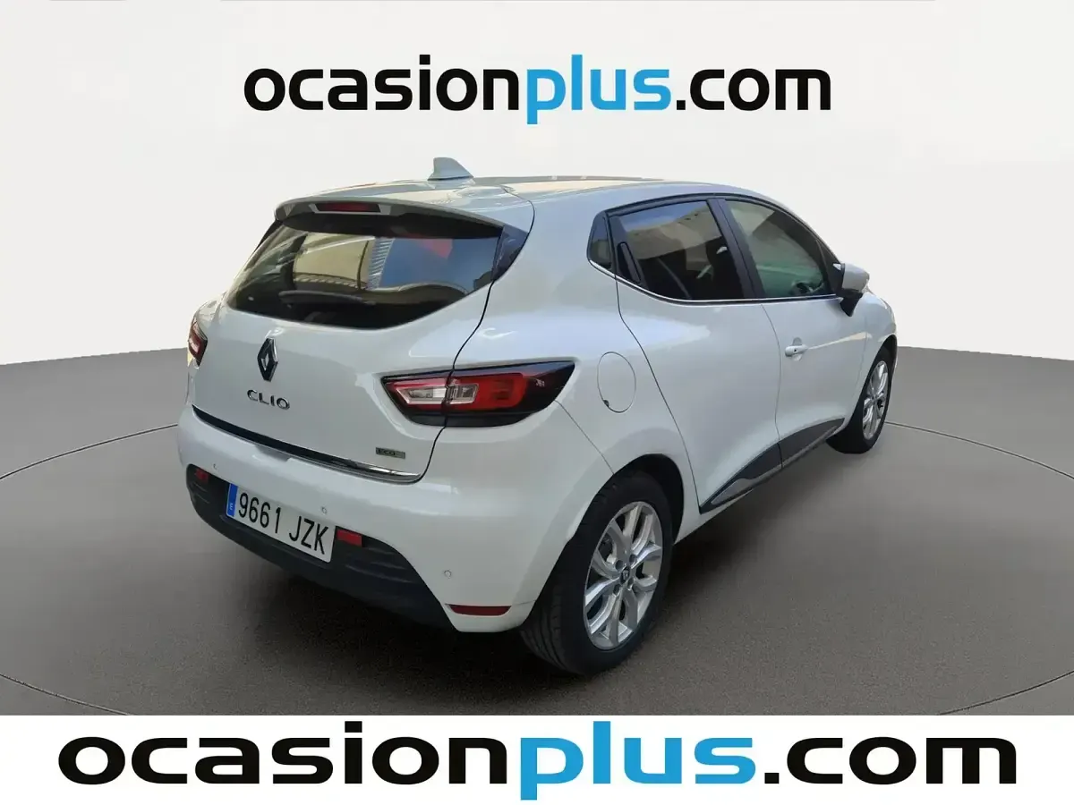 Usado Renault Clio Zen 90 CV (66 kW) 2017 Blanco