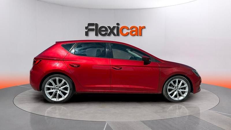 Usado Seat Leon FR 150 HP (110 kW) 2018 Vermelho Sedan