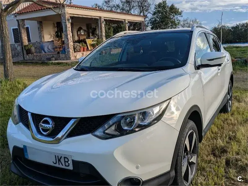 Usado Nissan Qashqai N-Connecta 130 CV (95 kW) 2015 Blanco SUV