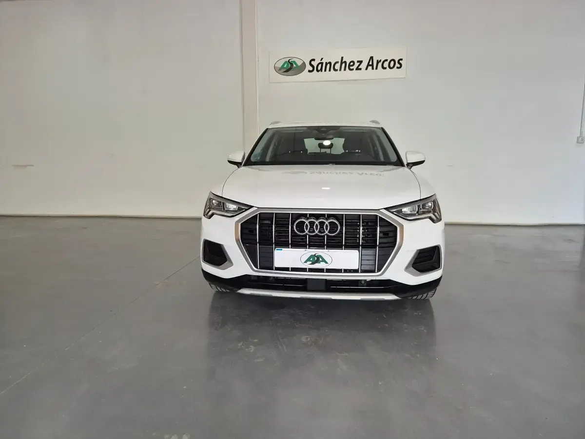 Usado Audi Q3 Advanced 200 CV (147 kW) 2023 Blanco SUV