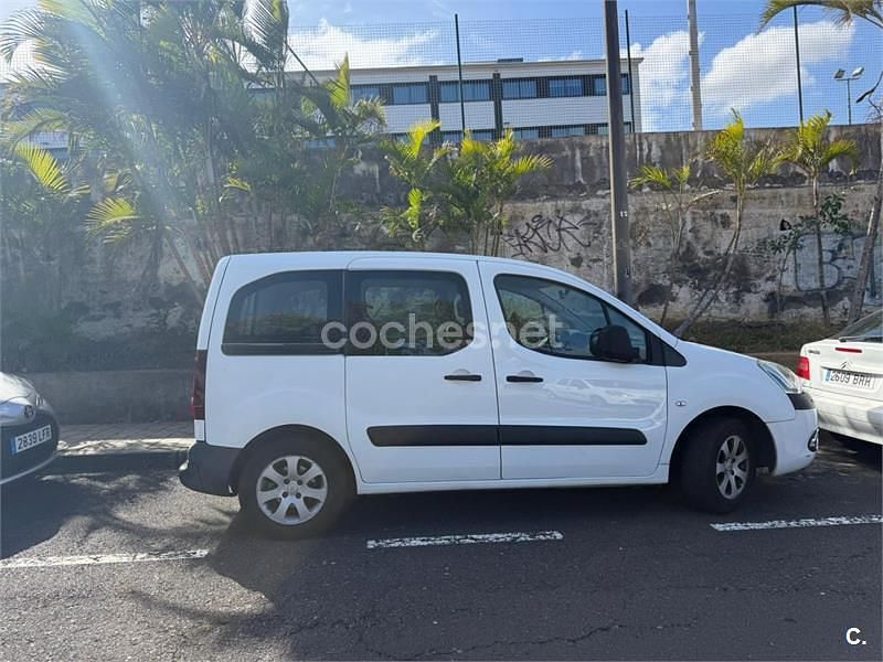 Usado Citroën Berlingo Seduction 92 CV (67 kW) 2015 Blanco Monovolumen