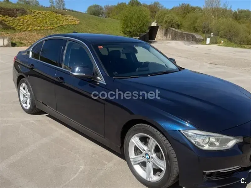 Usado BMW 320 Comfort Edition 184 CV (135 kW) 2013 Azul Berlina