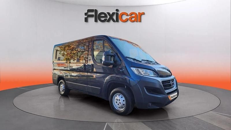 Usado Fiat Ducato 150 CV (110 kW) 2018 Azul Van