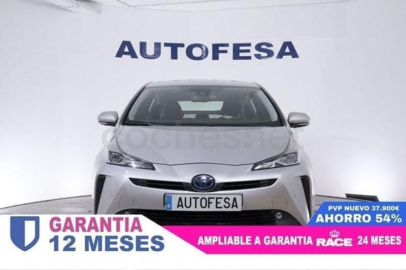 Usado Toyota Prius Advance 122 CV (89 kW) 2021 Gris / plata Berlina