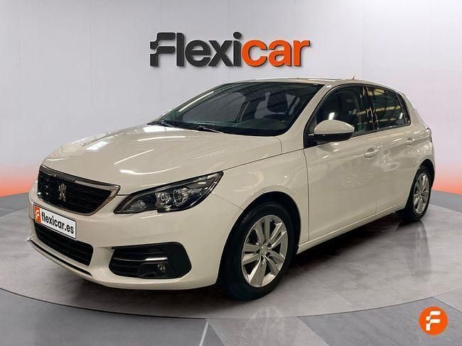 Usado Peugeot 308 Active 130 CV (95 kW) 2021 Blanco