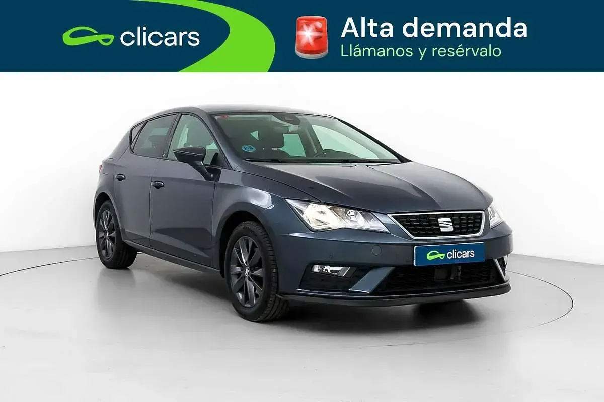 Usado Seat Leon Style 116 CV (85 kW) 2019 Gris Utilitario