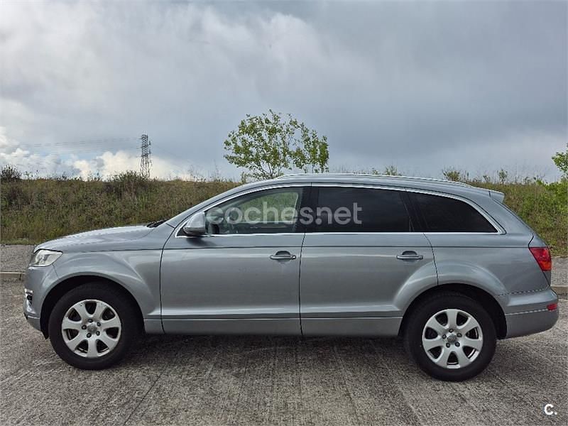 Gris / plata Usado 2008 Audi Q7 SUV | 12.999 € - Imagen 1/4