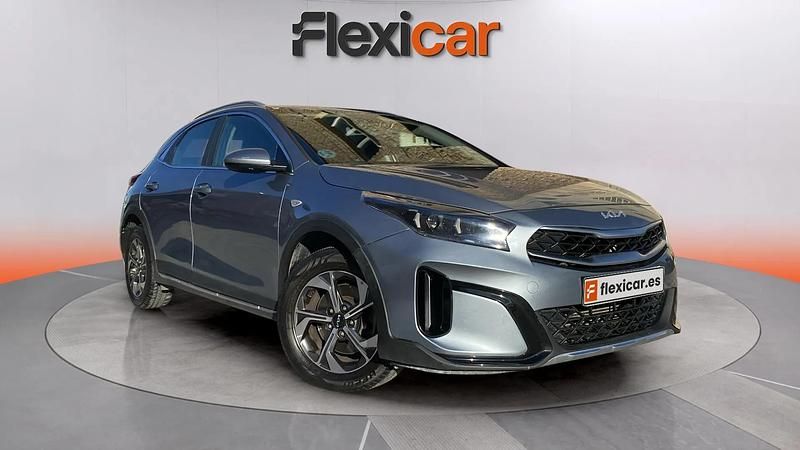 Usado Kia XCeed 160 CV (117 kW) 2023 Gris SUV