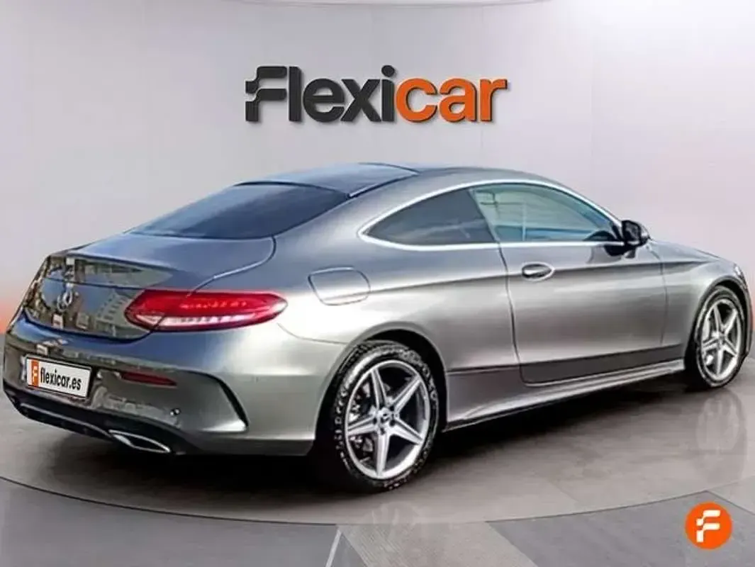 Usado Mercedes C250 204 CV (150 kW) 2017 Gris Coupe