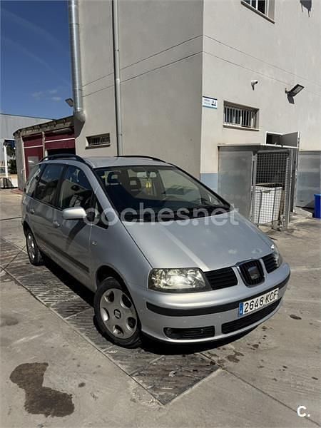 Gris / plata Usado 2002 Seat Alhambra Monovolumen | 2900 € (Un poco caro) - Imagen 1/3