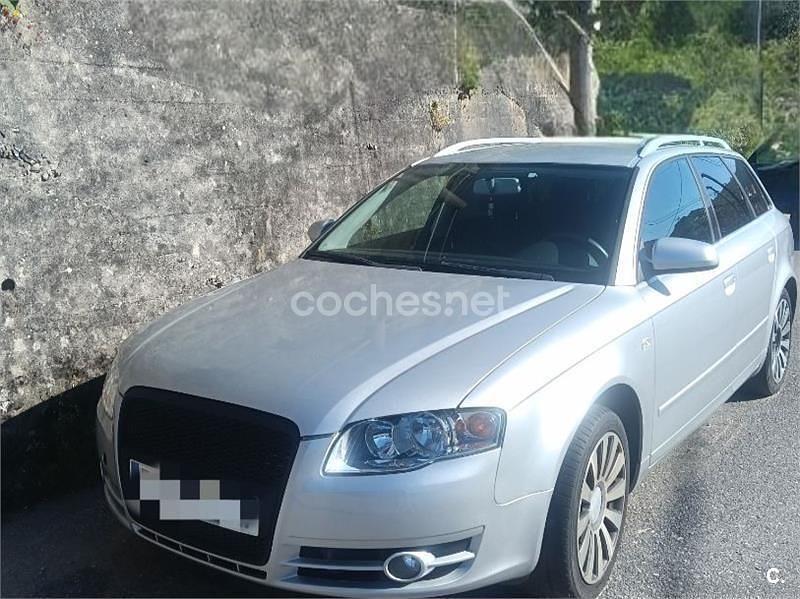 Usado Audi A4 140 CV (102 kW) 2007 Gris / plata Familiar