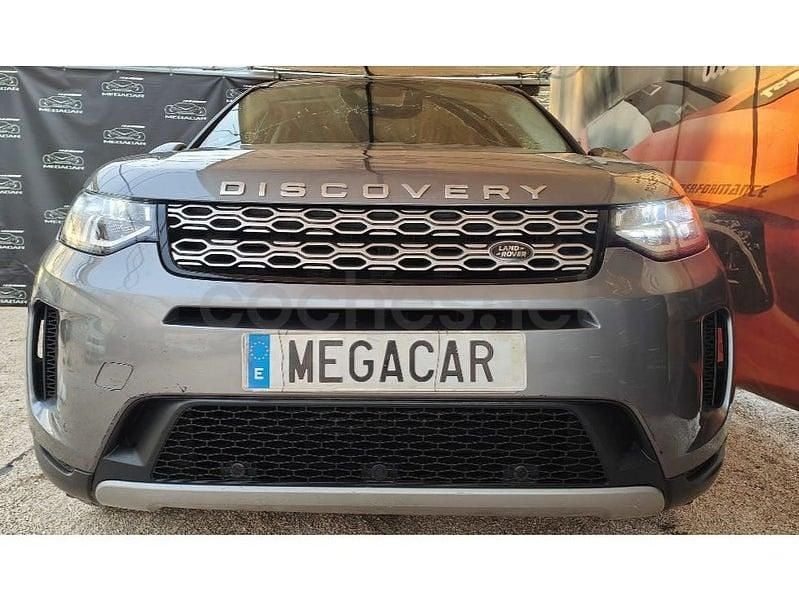 Usado Land Rover Discovery Sport HSE 150 CV (110 kW) 2021 Gris / plata SUV