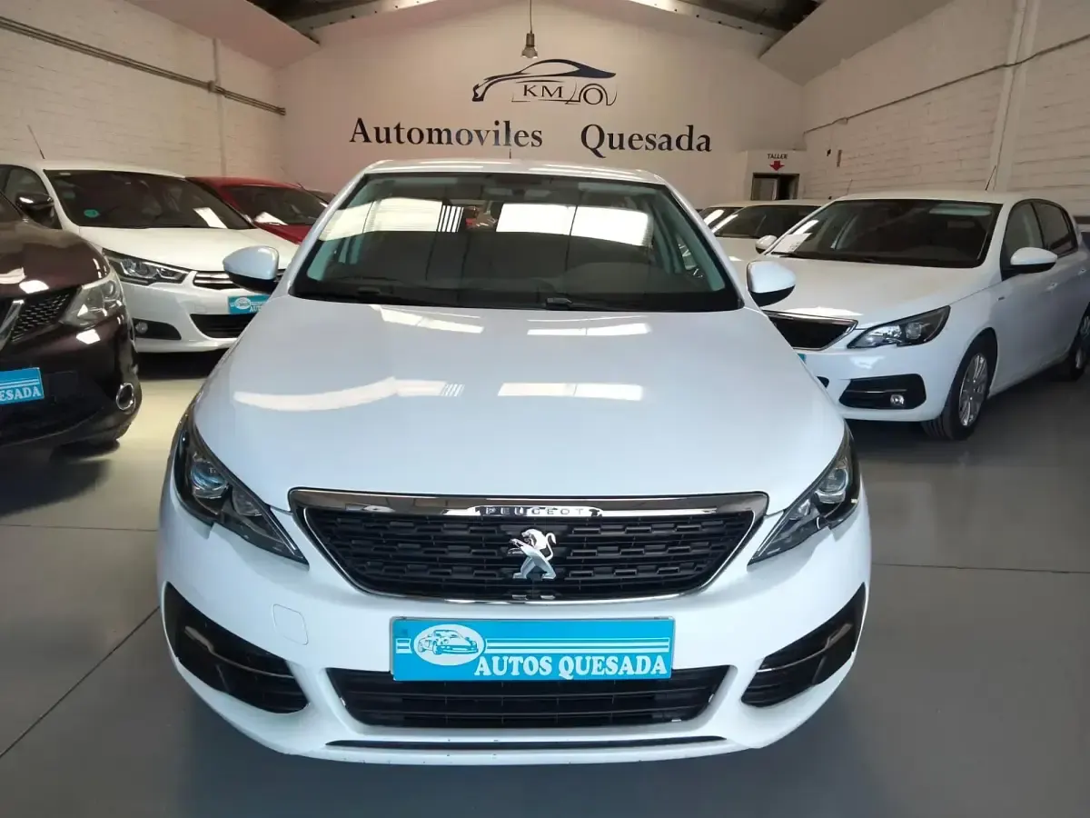 Usado Peugeot 308 Business-Line 100 CV (73 kW) 2017 Blanco Utilitario