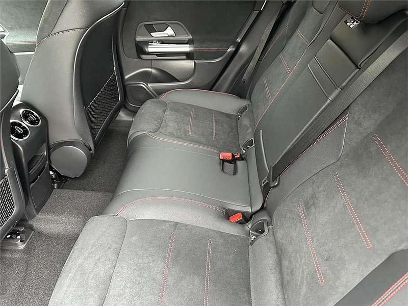 Usado Mercedes EQA250+ 139 kW (190 CV) 2025 Azul SUV