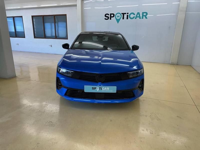 Usado Opel Astra 130 CV (95 kW) 2024 Azul Berlina