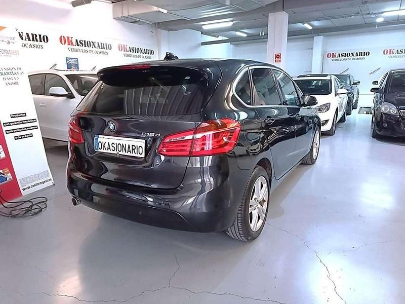 Usado BMW 216 Active Tourer 116 CV (85 kW) 2016 Negro Monovolumen