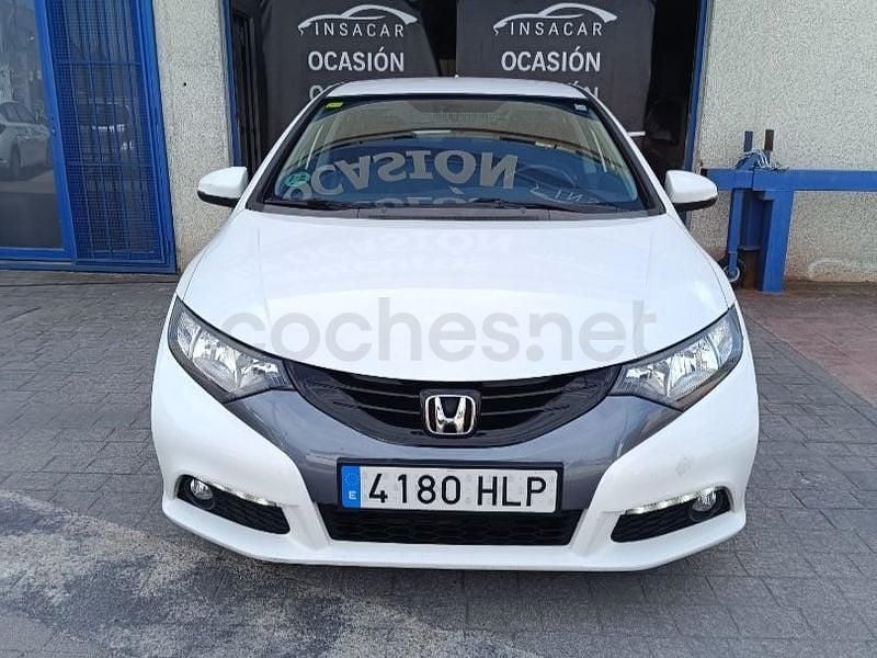 Usado Honda Civic Sport 100 CV (73 kW) 2012 Blanco Berlina