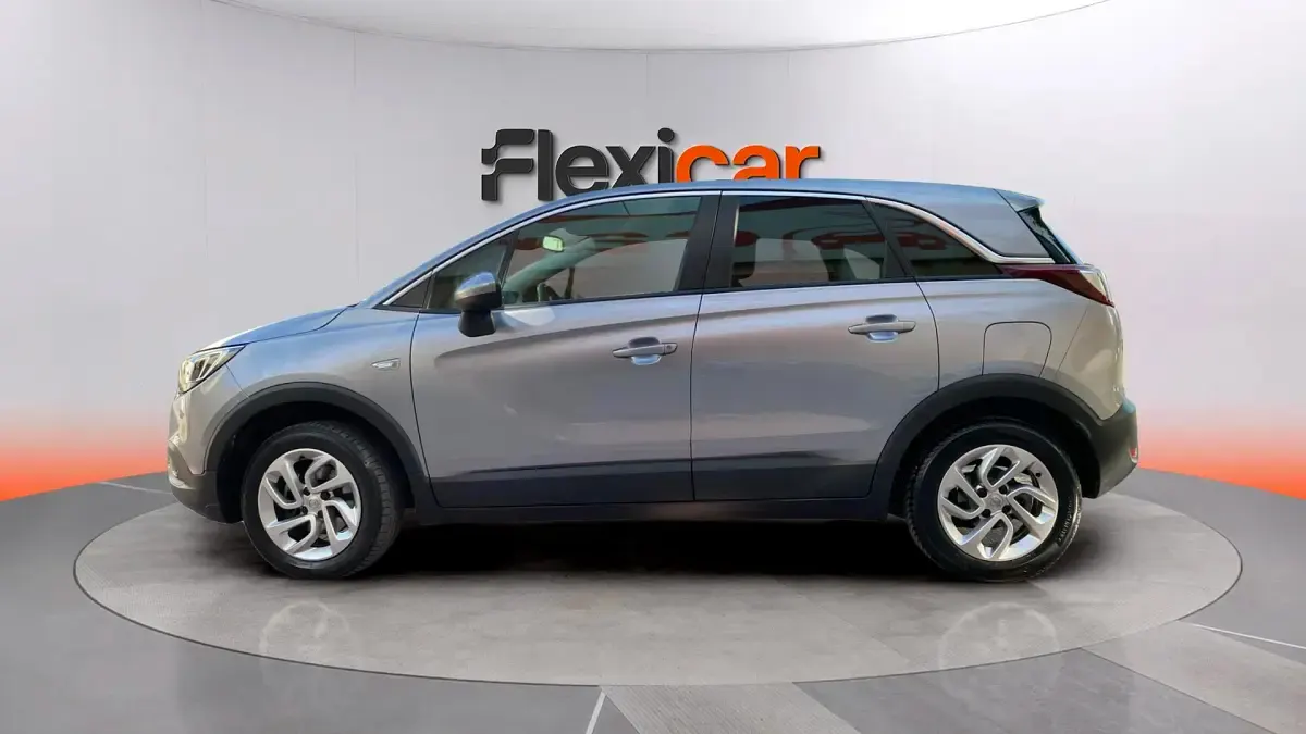Usado Opel Crossland X Edition 110 CV (80 kW) 2020 Gris SUV