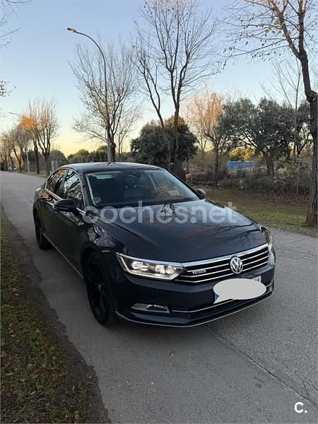 Gris / plata Usado 2016 VW Passat Sportline Berlina | 15.600 € (Precio justo) - Imagen 1/4