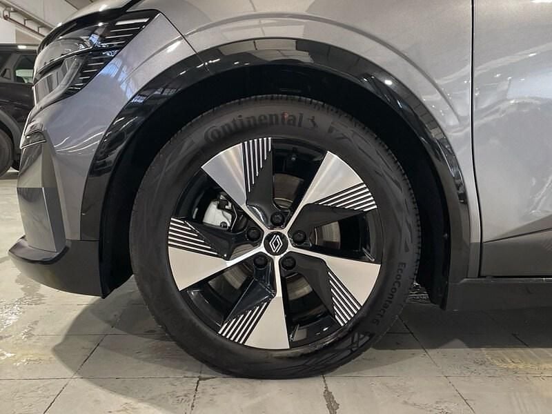 Nuevo Renault Mégane Equilibre 95 kW (130 CV) 2025 Gris Berlina