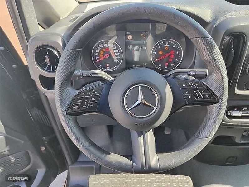 Używany Mercedes Vito 136 KM (100 kW) 2025 Czarny Van