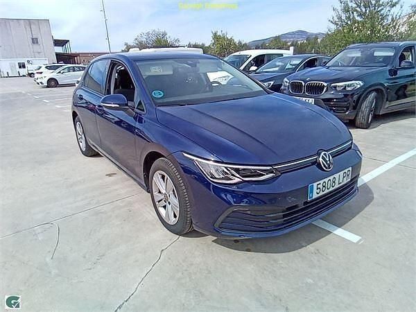 Usado VW Golf VIII Life 110 CV (80 kW) 2021 Azul