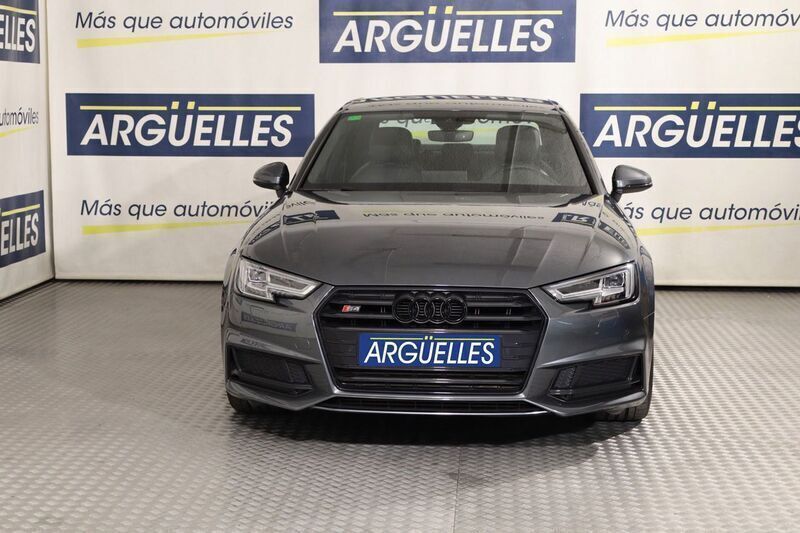 Gris / plata Usado 2018 Audi A4 Berlina | 41.900 € - Imagen 1/4