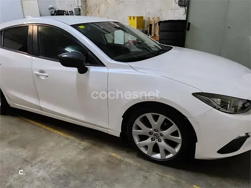 Usado Mazda 3 Style 120 CV (88 kW) 2013 Blanco Berlina