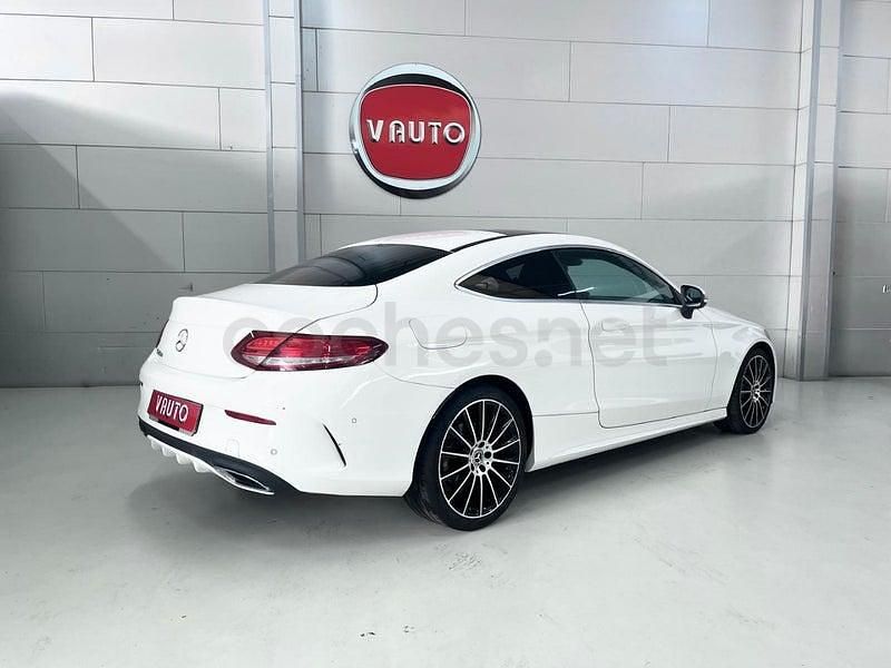 Usado Mercedes C220 170 CV (125 kW) 2017 Blanco Coupe