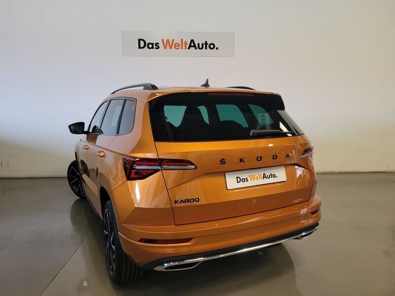 Usado Skoda Karoq Ambition 150 CV (110 kW) 2023 Naranja SUV