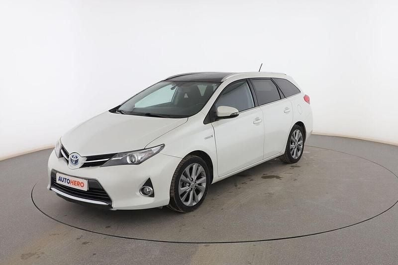 Blanco Usado 2013 Toyota Auris Touring Sports Active Familiar | 12.799 € (Buen precio) - Imagen 1/3