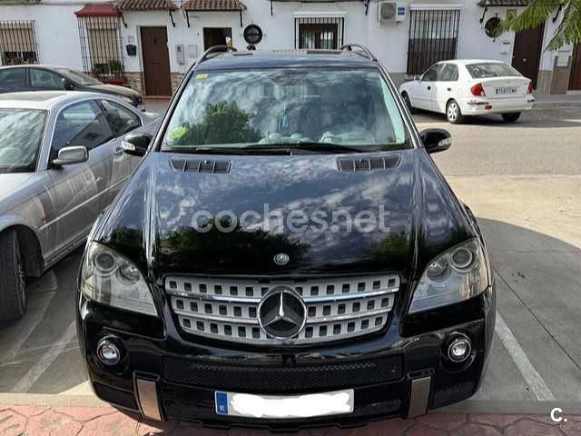 Negro Usado 2006 Mercedes ML320 SUV | 8000 € (Precio justo) - Imagen 1/4
