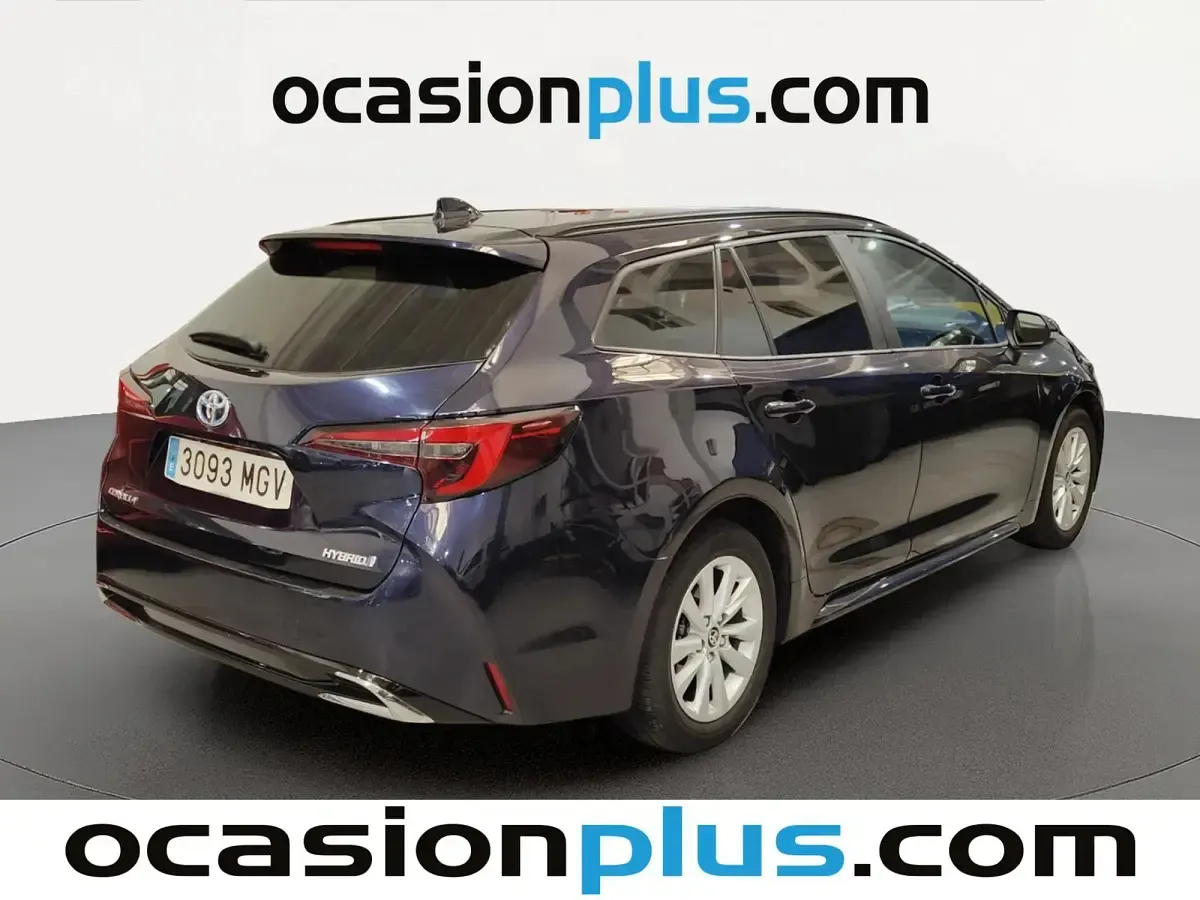 Usado Toyota Corolla Active 140 CV (102 kW) 2023 Azul Monovolumen